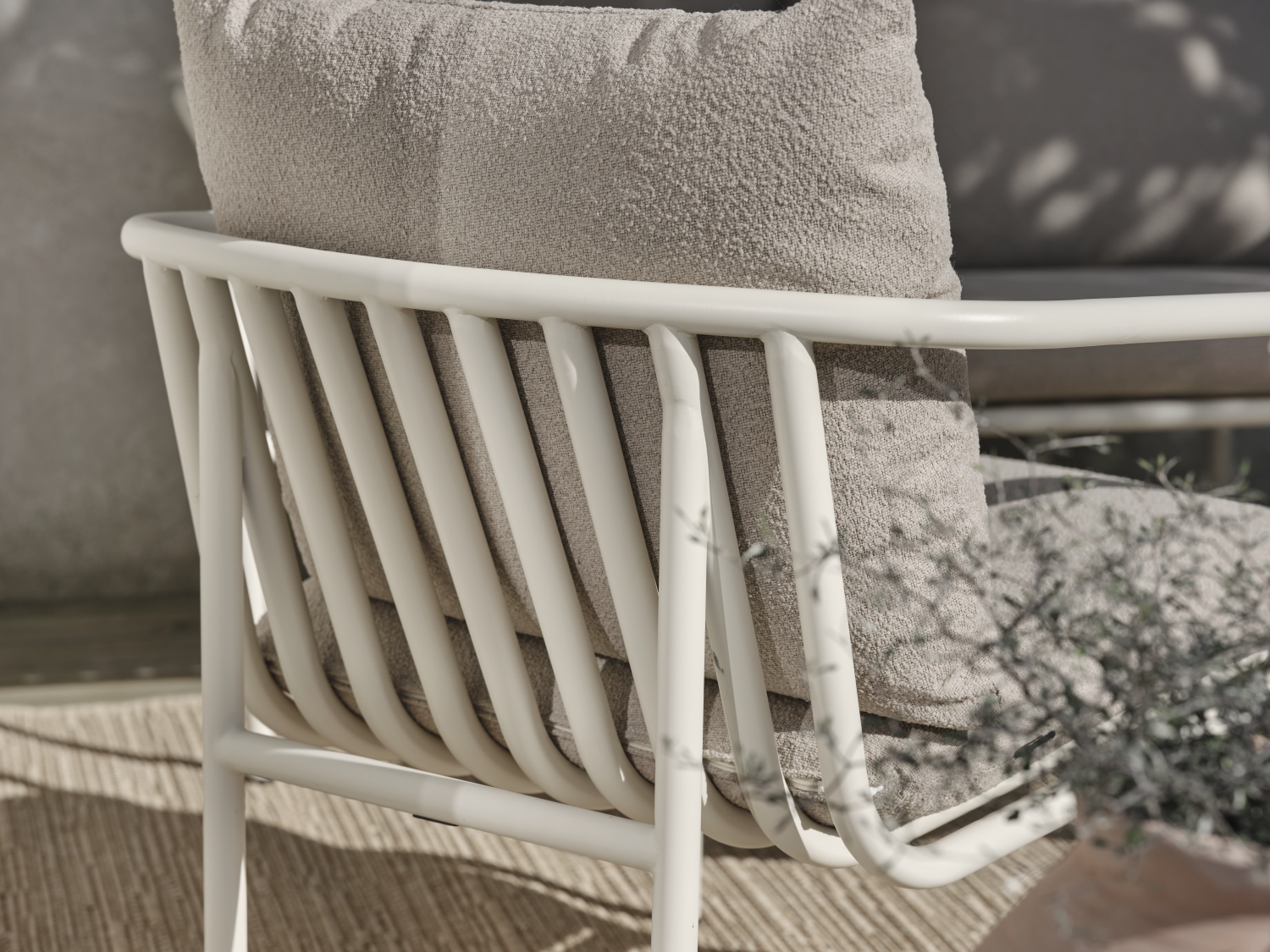 Bendt lenestol Pearl White/Teddy Beige