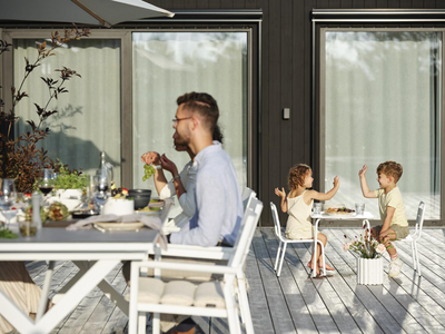 Hillmond spisebord Hvit/grå