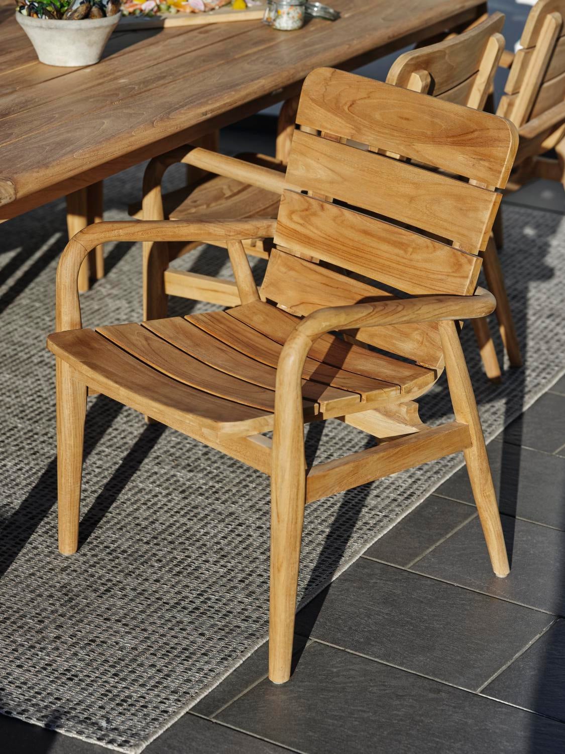 Lilja stol med armlener Natur