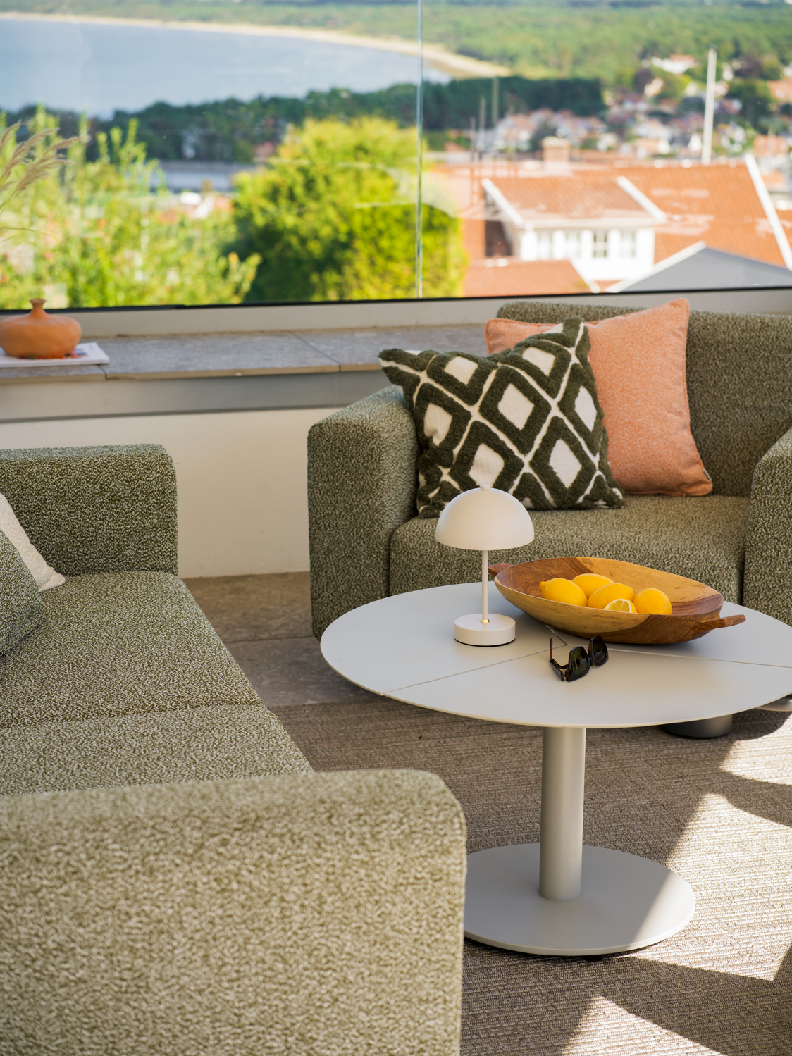 Peace sofabord Light Grey