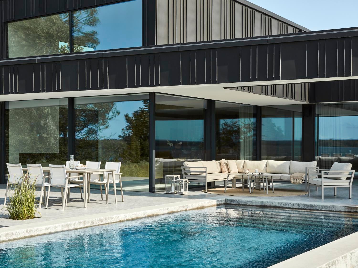 Delia stol med armlener Khaki/Off-white