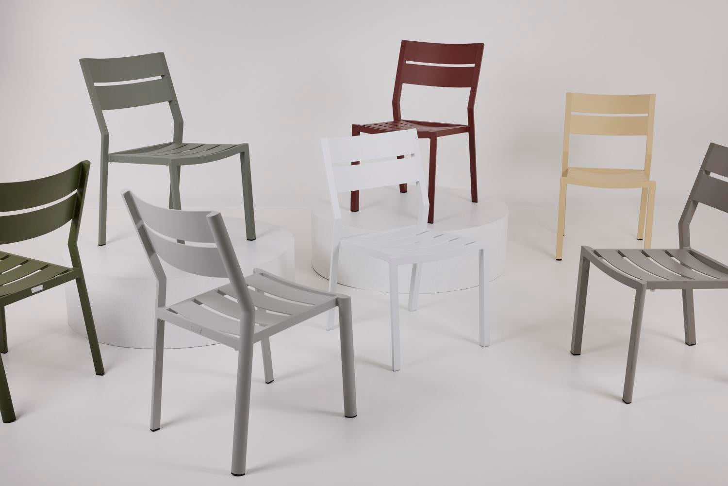 Delia spisestol  Light Grey