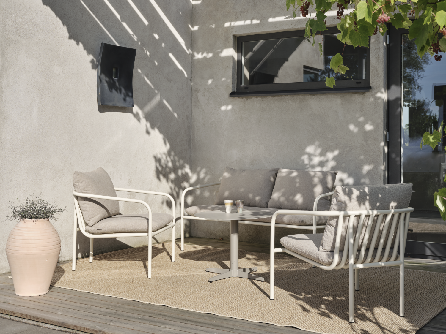 Bendt lenestol Pearl White/Teddy Beige