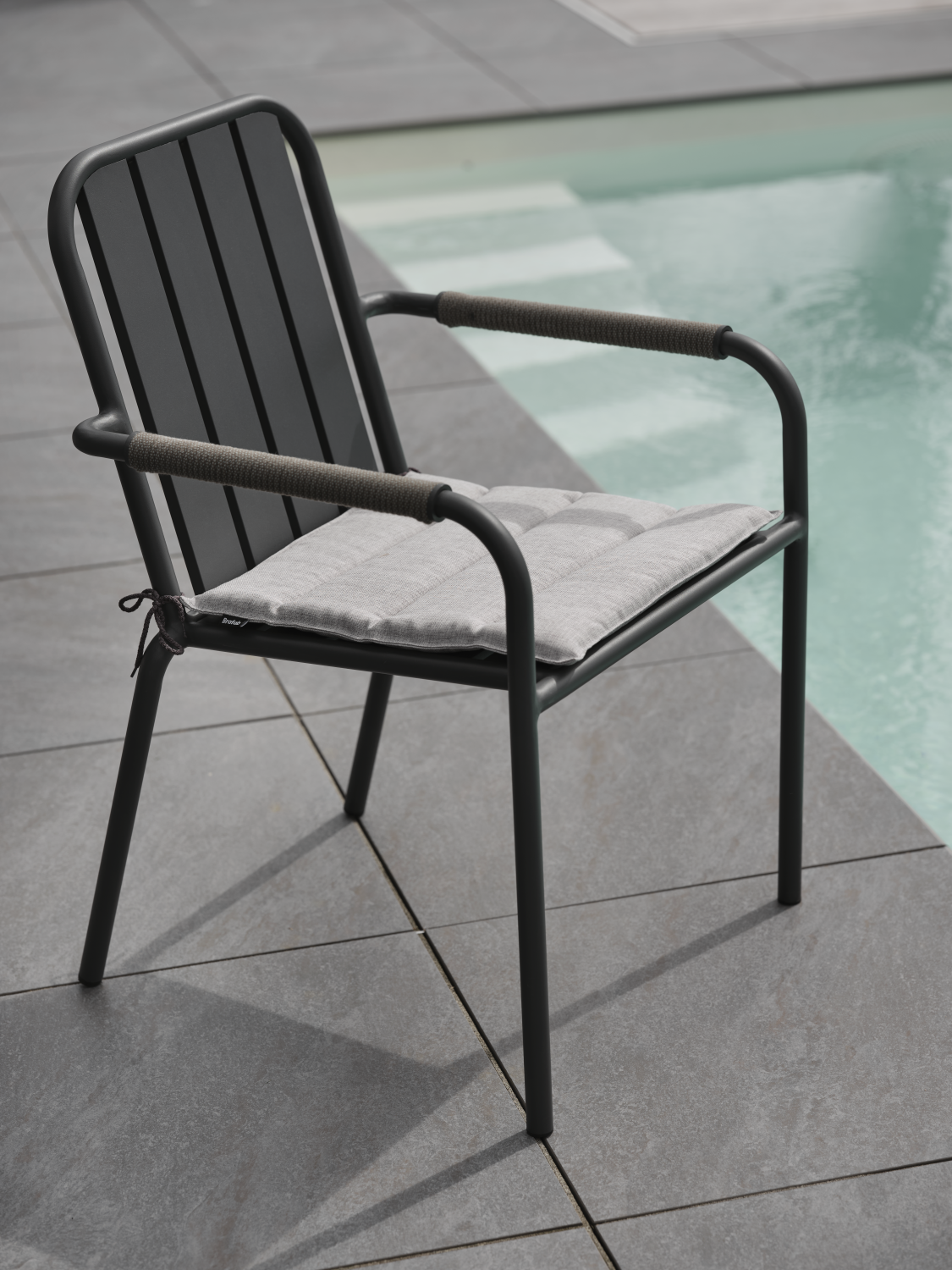 Dubai setepute Ljusgrå