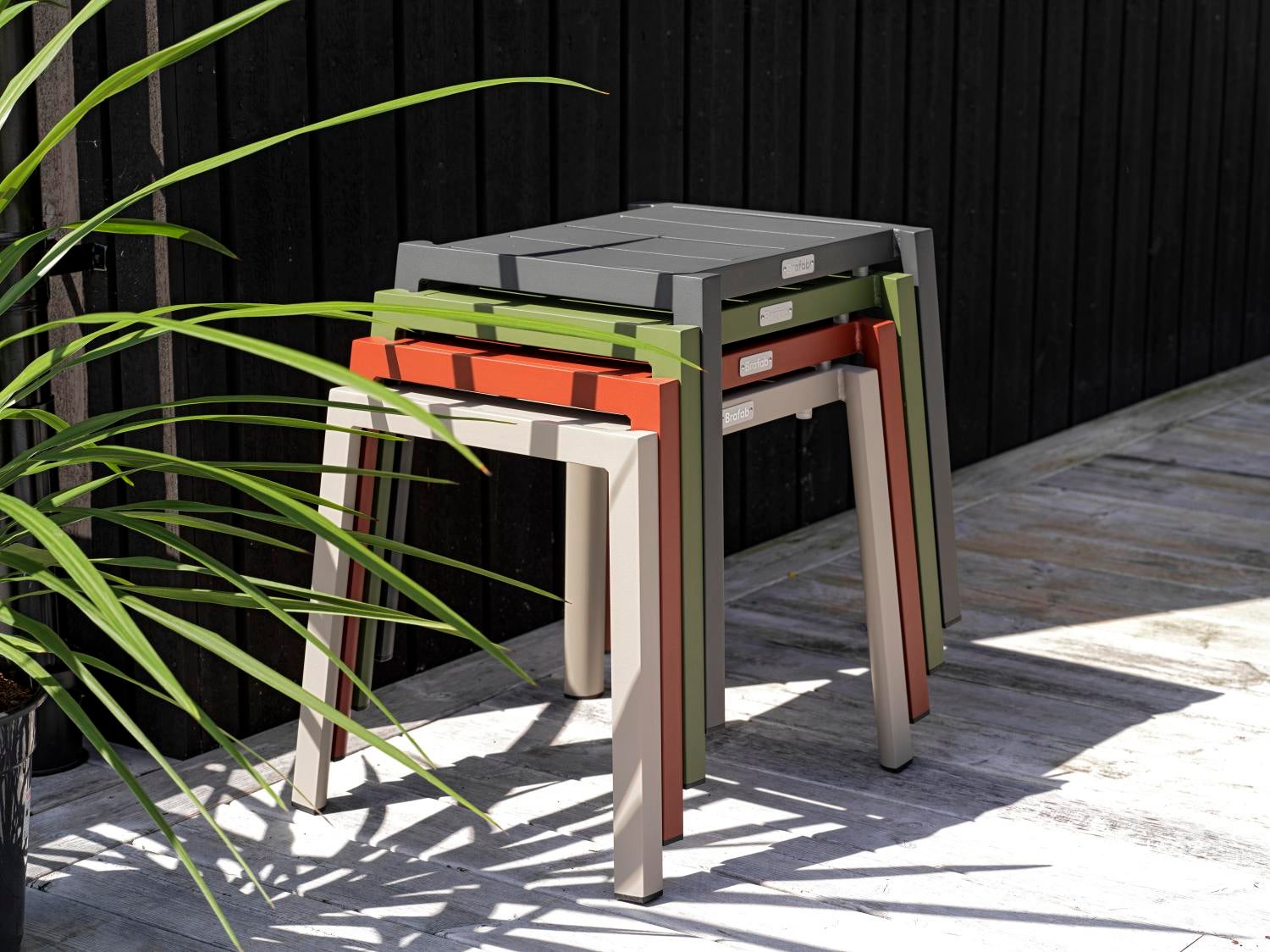 Delia sidebord Khaki