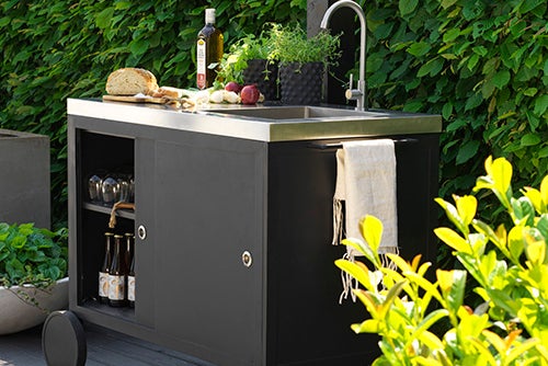 Coldstream_outdoor_kitchen_ 500x334px.jpg