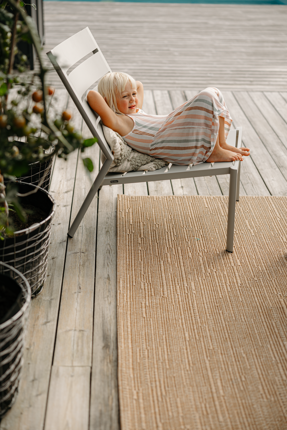 Delia loungestol Light Grey