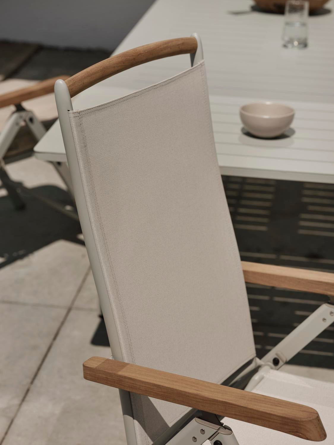 Andy posisjonsstol Light Grey/Off-White